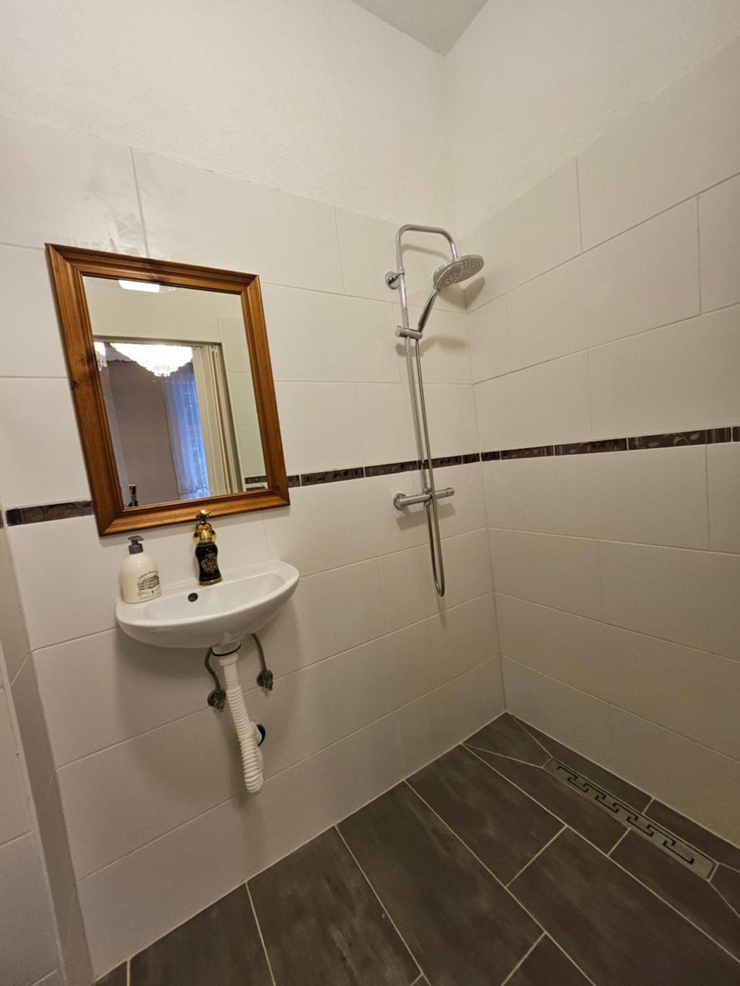 Boutique Hotel Am Bahndamm Neuhaus am Rennweg Bagian luar foto